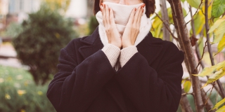 Жители Елшанки жалуются на тошнотворный запах возле завода Жители Елшанки жалуются на тошнотворный запах возле завода