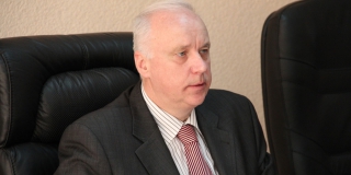 Глава СК ждет доклад по делу о необеспечении сироты жильем в Федоровском районе Глава СК ждет доклад по делу о необеспечении сироты жильем в Федоровском районе