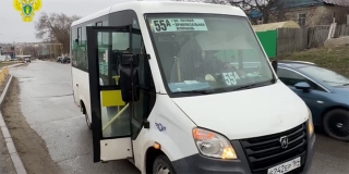 Водители трех автобусных маршрутов игнорировали остановку у Комсомольского рынка Водители трех автобусных маршрутов игнорировали остановку у Комсомольского рынка