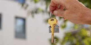 В Ершове мужчина стал фигурантом дела из-за фиктивной регистрации мигранта В Ершове мужчина стал фигурантом дела из-за фиктивной регистрации мигранта