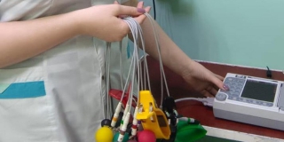 В Федоровскую больницу поступили семь новых ЭКГ-аппаратов В Федоровскую больницу поступили семь новых ЭКГ-аппаратов