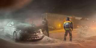 Жителям более 200 населенных пунктов восстановили электроснабжение после шторма Жителям более 200 населенных пунктов восстановили электроснабжение после шторма