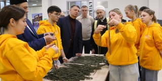 В Саратове состоялся патриотический форум в честь 80-летия Победы В Саратове состоялся патриотический форум в честь 80-летия Победы