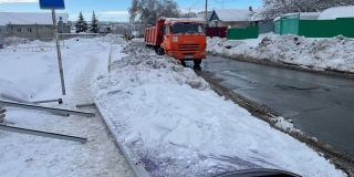 Возбуждено уголовное дело после падения остановки на женщину в Саратове Возбуждено уголовное дело после падения остановки на женщину в Саратове