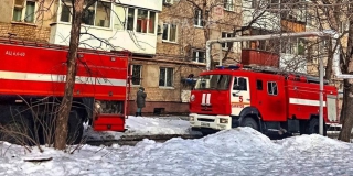 На Московском шоссе из-за пожара в пятиэтажке эвакуировали 10 человек На Московском шоссе из-за пожара в пятиэтажке эвакуировали 10 человек