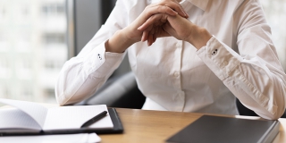 Экс-чиновницу Александрово-Гайского района оштрафовали за поддельный диплом Экс-чиновницу Александрово-Гайского района оштрафовали за поддельный диплом