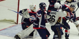 «Кристалл» забросил четыре безответные шайбы «Олимпии» «Кристалл» забросил четыре безответные шайбы «Олимпии»