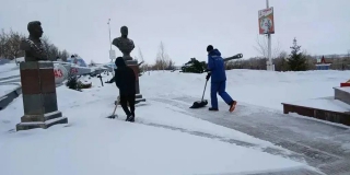 В Энгельсе коммунальщики готовятся к весеннему половодью В Энгельсе коммунальщики готовятся к весеннему половодью