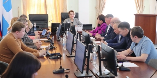 На место главы Саратова претендуют три кандидата На место главы Саратова претендуют три кандидата