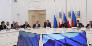 Володин: Проезд в трамвае должен быть доступен для жителей с разными доходами Володин: Проезд в трамвае должен быть доступен для жителей с разными доходами