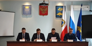 Временно исполняющим полномочия главы Ершовского района стал Андрей Шубин Временно исполняющим полномочия главы Ершовского района стал Андрей Шубин