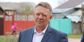 Панков вместе с жителями Альшанки будет добиваться качественного ремонта ДК Панков вместе с жителями Альшанки будет добиваться качественного ремонта ДК