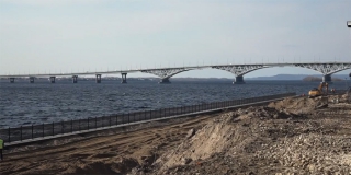 Новый участок набережной в Саратове планируют сдать уже в июле Новый участок набережной в Саратове планируют сдать уже в июле