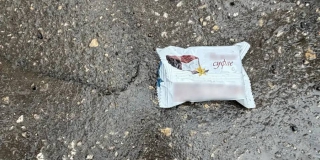 Жительницу Энгельса задержали за «угощение» мужчины конфетой с наркотиком Жительницу Энгельса задержали за «угощение» мужчины конфетой с наркотиком