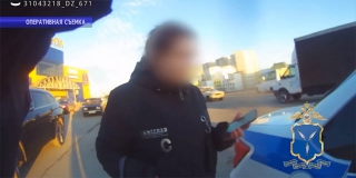 В Солнечном школьница ночью ушла из дома для передачи 1 млн аферистам В Солнечном школьница ночью ушла из дома для передачи 1 млн аферистам