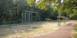 Работу детских лагерей на Кумысной поляне ограничат в целях безопасности Работу детских лагерей на Кумысной поляне ограничат в целях безопасности