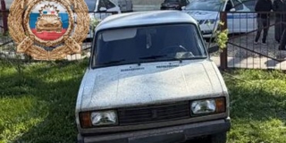 В Петровске автомобиль без водителя съехал в кювет и сбил женщину В Петровске автомобиль без водителя съехал в кювет и сбил женщину
