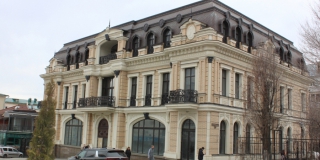 Общественники требуют дела на семейство Курихина из-за финансирования стройки у музея Федина Общественники требуют дела на семейство Курихина из-за финансирования стройки у музея Федина