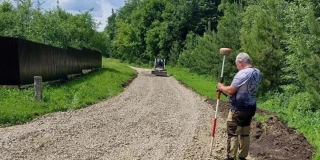В селах Петровского района приводят в порядок дороги В селах Петровского района приводят в порядок дороги