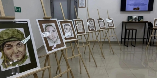 В Саратове состоялась патриотическая выставка портретов бойцов СВО В Саратове состоялась патриотическая выставка портретов бойцов СВО