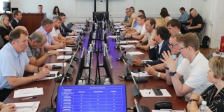 Возле стадиона «Локомотив» осталось ликвидировать последний торговый павильон Возле стадиона «Локомотив» осталось ликвидировать последний торговый павильон