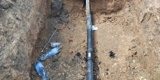 В Духовницком районе по инициативе жителей ремонтируют водопровод В Духовницком районе по инициативе жителей ремонтируют водопровод