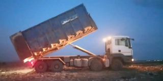 Тушение мусорного полигона в Энгельсе продолжалось всю ночь Тушение мусорного полигона в Энгельсе продолжалось всю ночь