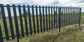 В Краснопартизанском районе по инициативе жителей обновили ограды на кладбищах В Краснопартизанском районе по инициативе жителей обновили ограды на кладбищах