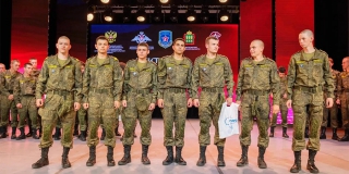 Саратовские гвардейцы взяли серебро в военно-патриотических сборах в Пензе Саратовские гвардейцы взяли серебро в военно-патриотических сборах в Пензе