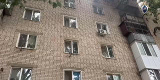 В Энгельсе ребенок пострадал при падении с 4-го этажа В Энгельсе ребенок пострадал при падении с 4-го этажа
