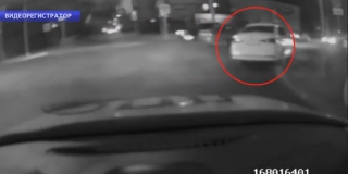 Пьяный лихач на улицах Саратова пытался скрыться от полицейской погони Пьяный лихач на улицах Саратова пытался скрыться от полицейской погони