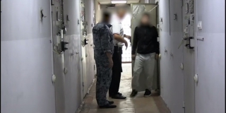 В Энгельсе 18-летний юноша стал подозреваемым по делу о серийном воровстве В Энгельсе 18-летний юноша стал подозреваемым по делу о серийном воровстве