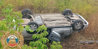 Под Энгельсом 19-летняя автолюбительница пострадала при опрокидывании «Приоры» Под Энгельсом 19-летняя автолюбительница пострадала при опрокидывании «Приоры»