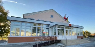 В Энгельсском районе планируют открыть два кинозала и детский центр «Швамбрания» В Энгельсском районе планируют открыть два кинозала и детский центр «Швамбрания»
