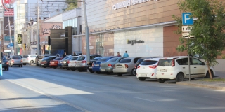 В Саратове муниципальные парковки скоро станут платными В Саратове муниципальные парковки скоро станут платными