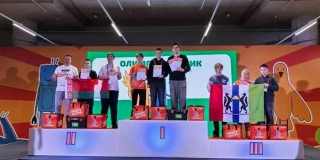 Саратовские школьники взяли медали на Международном фестивале робототехники Саратовские школьники взяли медали на Международном фестивале робототехники