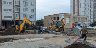 В Балакове по инициативе жителей благоустраивают сквер «Сиреневый» В Балакове по инициативе жителей благоустраивают сквер «Сиреневый»