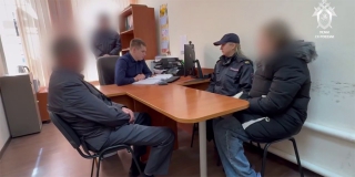 Девушку отправили в СИЗО после поджога полицейского авто в Балашове Девушку отправили в СИЗО после поджога полицейского авто в Балашове